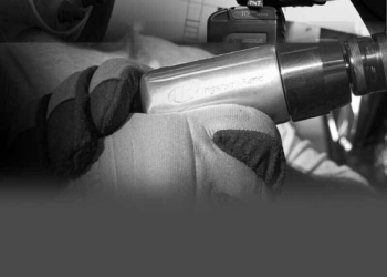 Bridging the Gap Between Automation and Manual Fastening Workstations